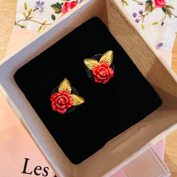 Les Néréides Rosebud Earrings 🌹 Gold & Red – French Designer - Picture 4 of 5
